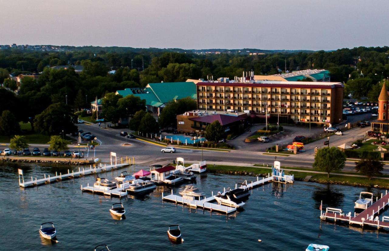 Harbor Shores On Lake Geneva Extérieur photo