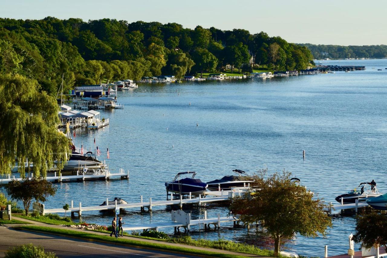 Harbor Shores On Lake Geneva Extérieur photo